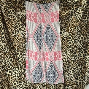 Roxy Long skirt with four slits